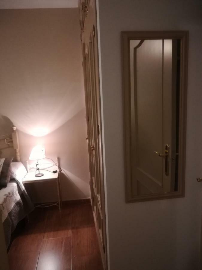 Casita Ana En El Centro De Frigilianaアパートメント エクステリア 写真